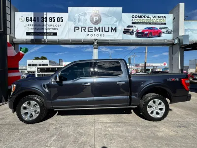 Ford Lobo