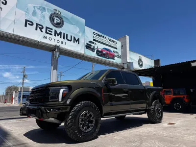 Ford Lobo