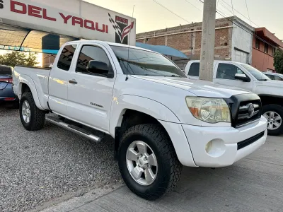Toyota Tacoma